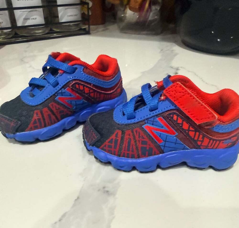 New Balance Spider-Man Hook-and-Loop Infant Running Shoes Blue Red Size 4